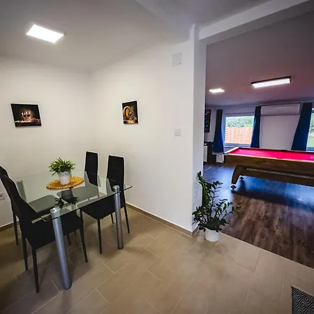 Szoloszem Vendeghazak Apartment *